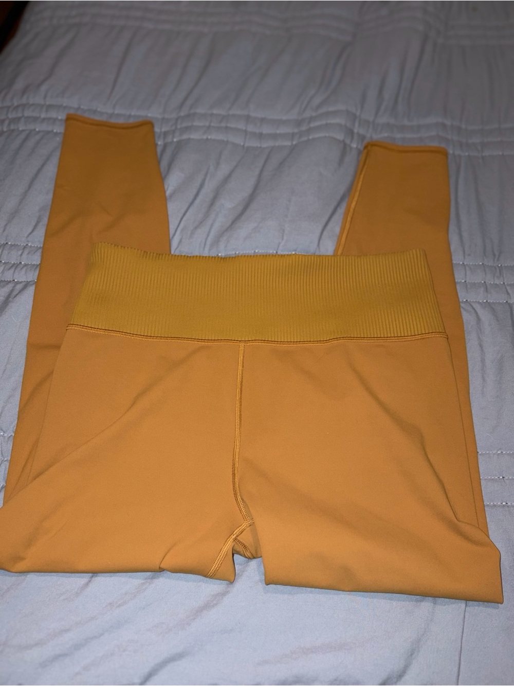 Vuori size XL High-Waist Stretch Leggings - Mustard Yellow